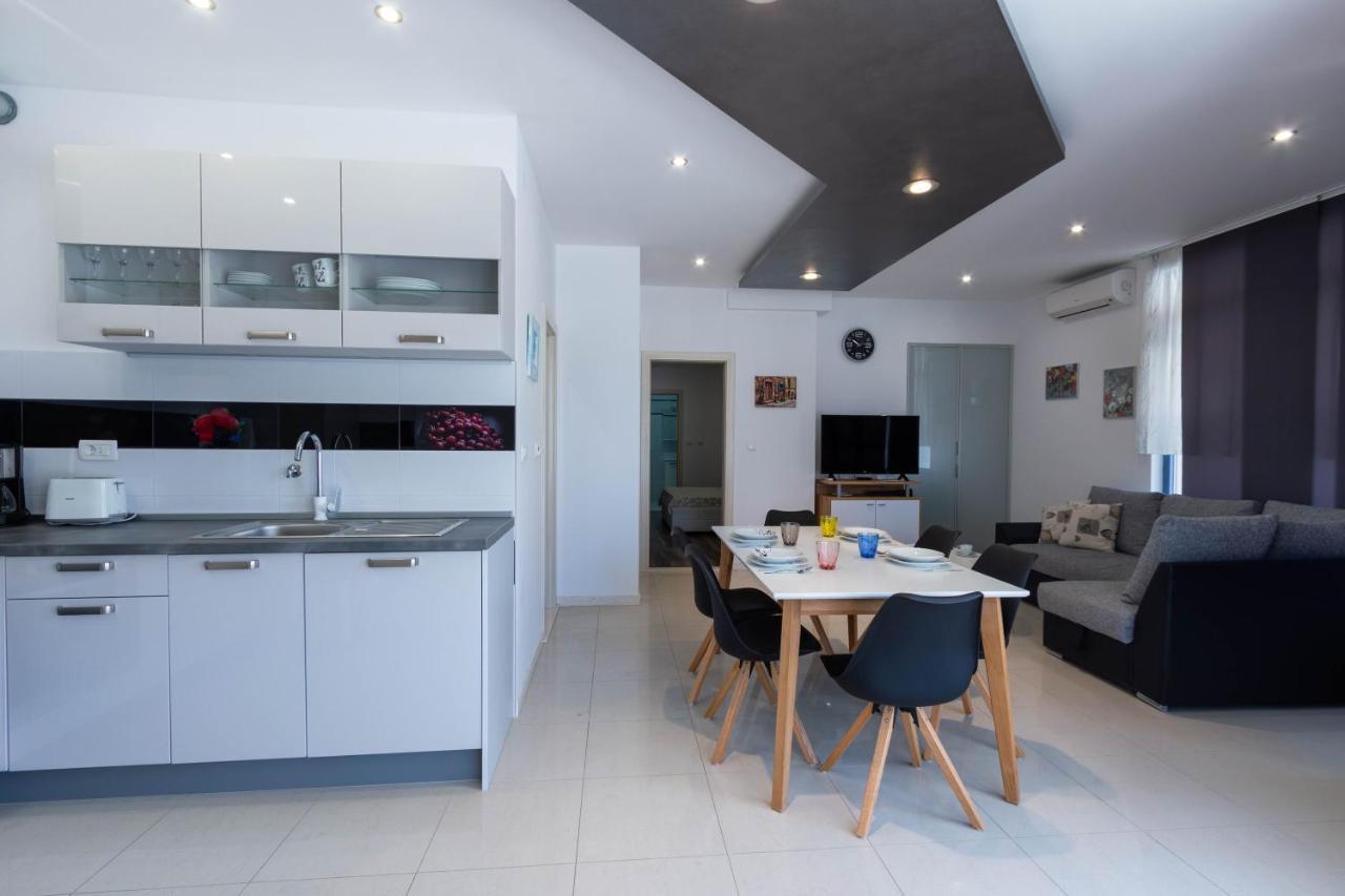 Apartman Dora Ποντστράνα Εξωτερικό φωτογραφία